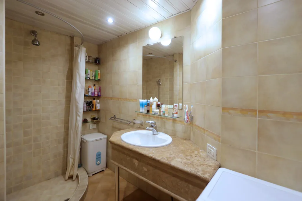 Просторная квартира в центре с 2-я спальнями