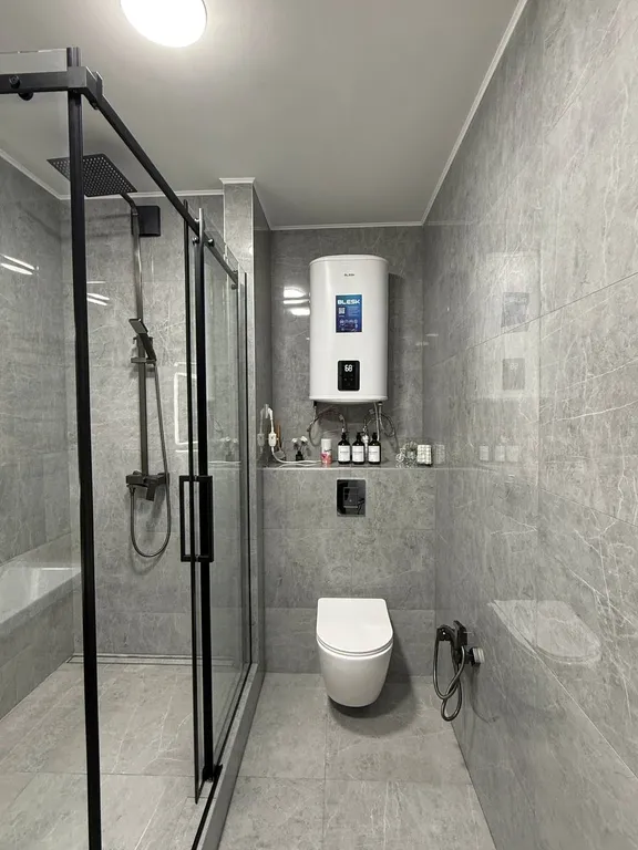 Leonardo apt with a sunset view