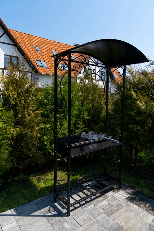 Таунхаус с дизайнерским ремонтом на участке