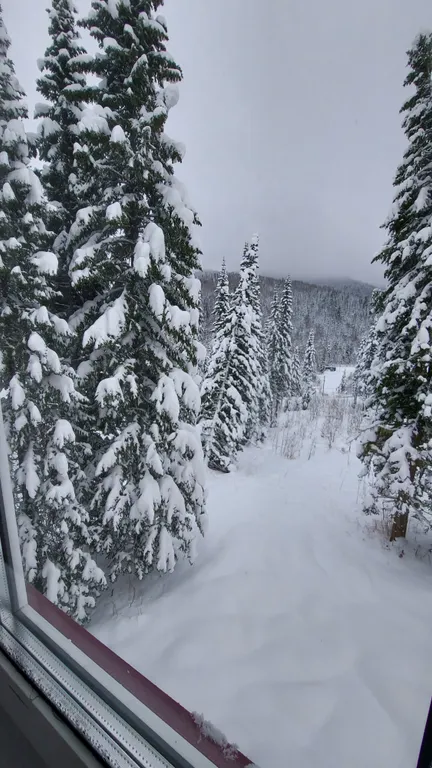 Коттедж Дом с видом на Мустаг — Шерегеш