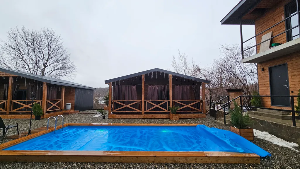 Уютный домик в горах с тёплым бассейном и баней