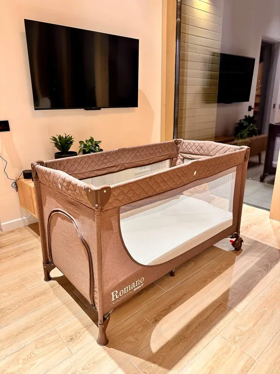 Новый панорамный барнхаус с сауной на лесном участке