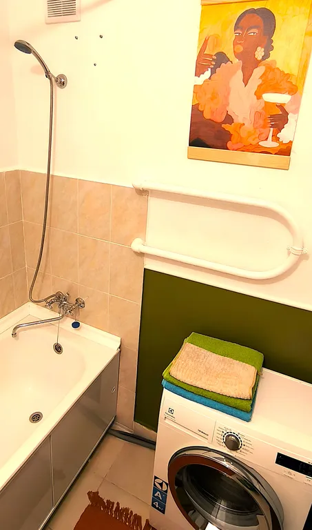 Чистая двухкомнатная квартира в микрорайоне Кузнечики