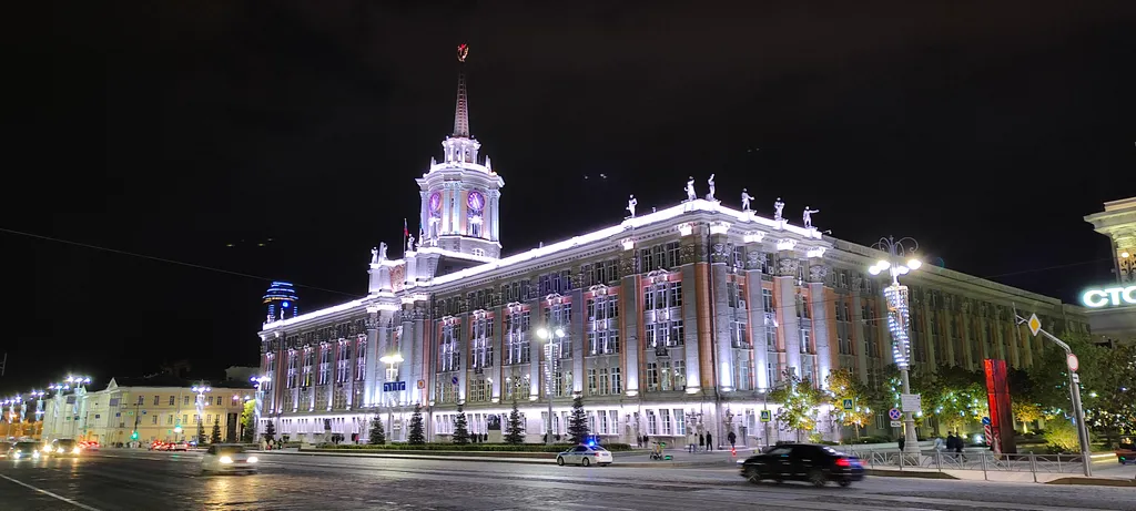 Квартира Квартира-студия в центре мегаполиса — Екатеринбург