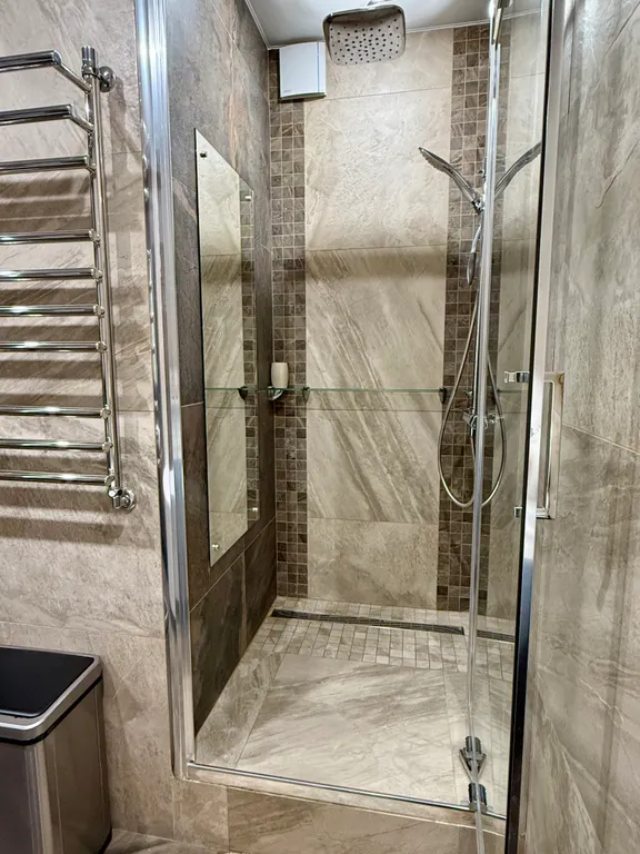 Уютная квартира с панорамными окнами