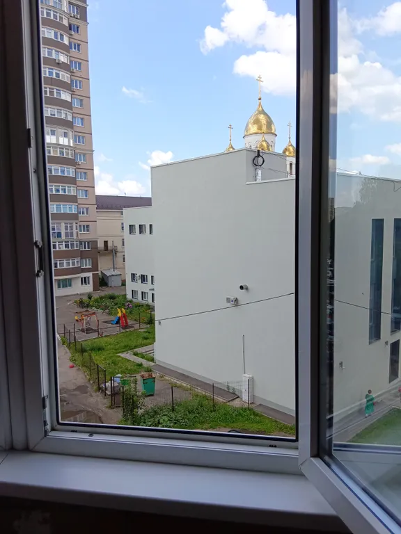 Уютная квартира напротив Дворца игровых видов спорта