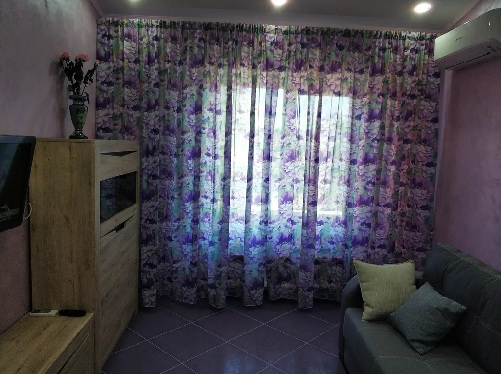 Квартира Уютная квартира, новострой с красивым видом (11 этаж) в центре города — Симферополь