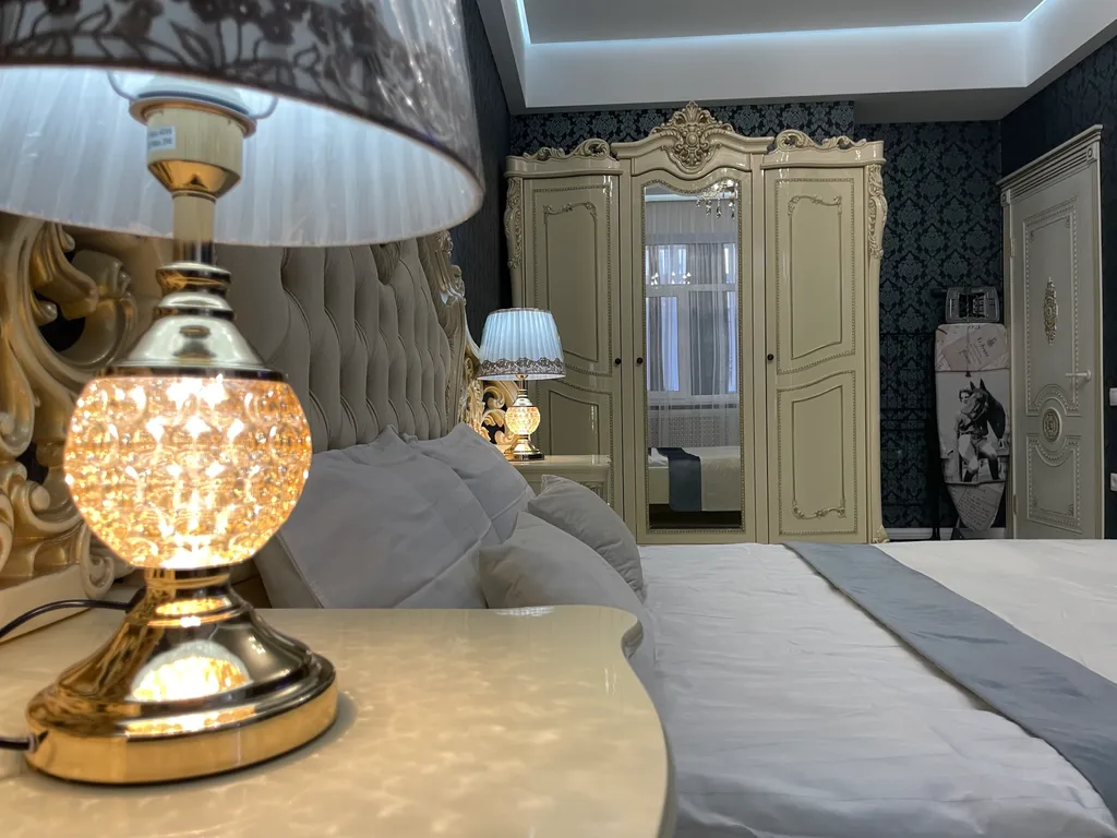 Двухкомнатные апартаменты возле парка со стороны "Долины роз"