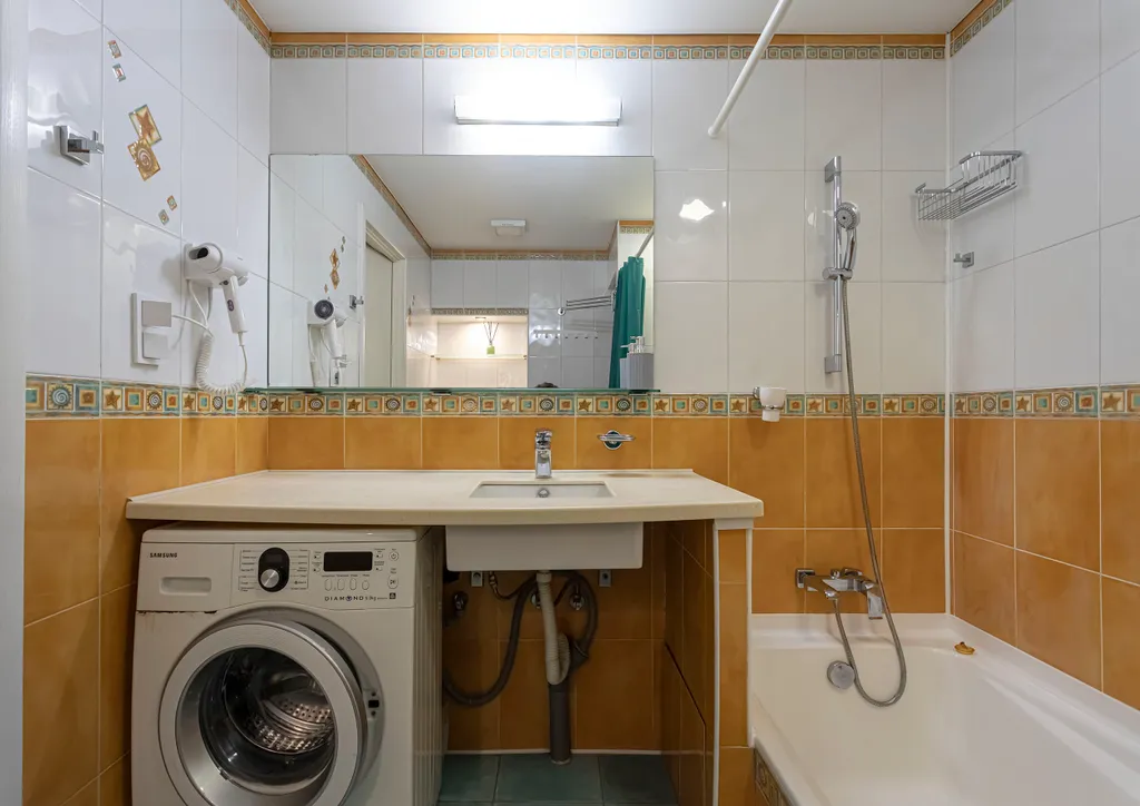 Уютная 3-комнатная квартира в центре с видом на море