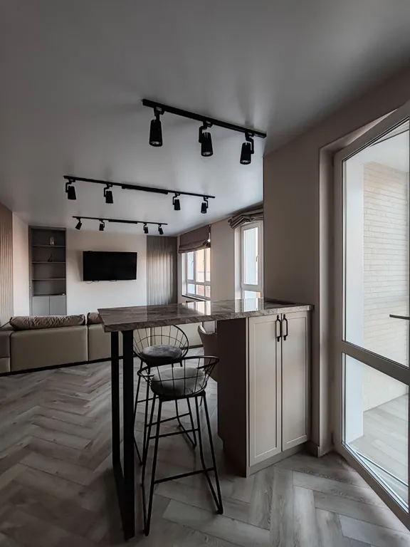 Просторная квартира с видом на море