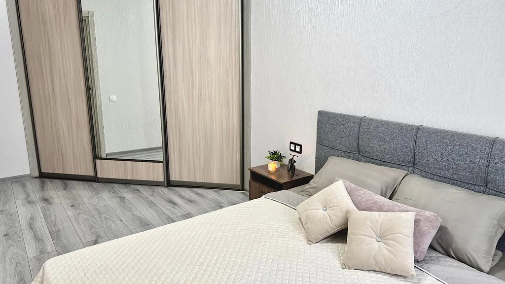 Двухкомнатная квартира в самом центре города, рядом с институтом ФСИН