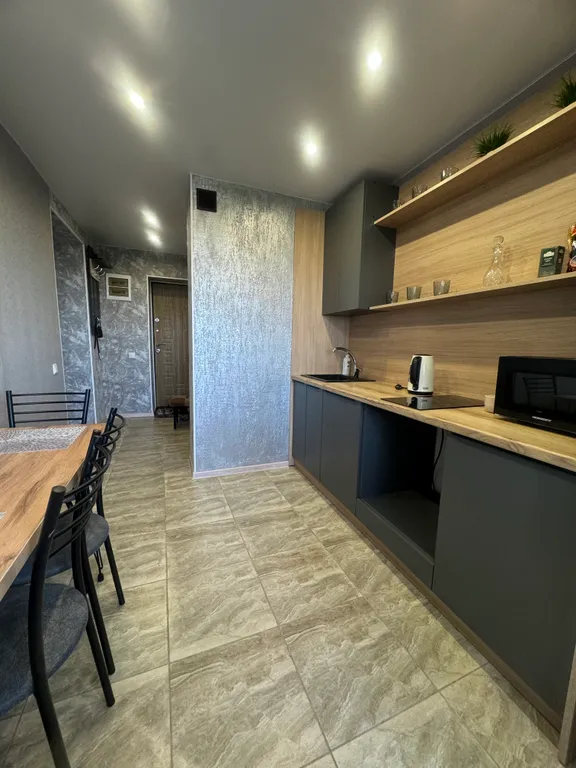 В центре уютная квартира с панорамным видом на город