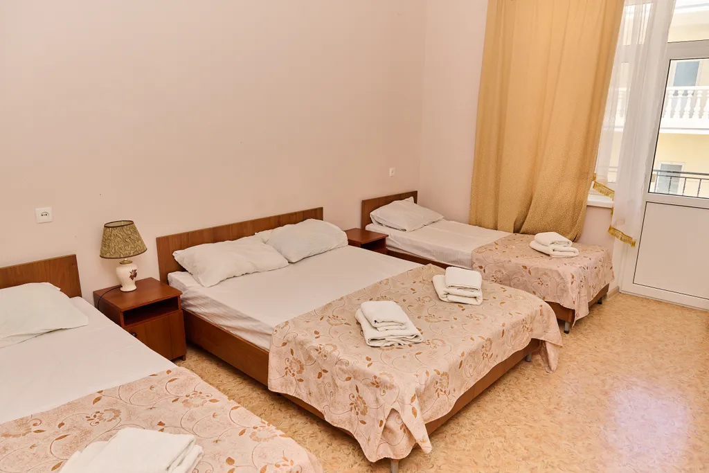 Четырёхместный комфорт с балконом