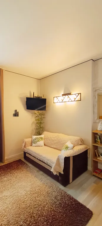 Тихая, просторная комната на Рыбной деревне