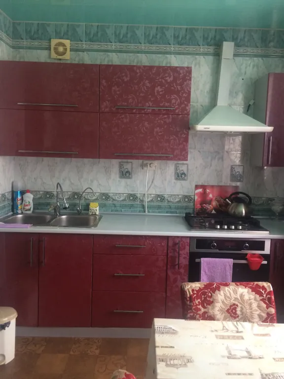 Уютная, просторная квартира в центре с видом на море