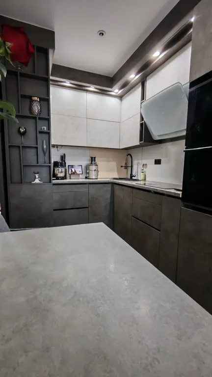 Новострой с красивым видом на город и море