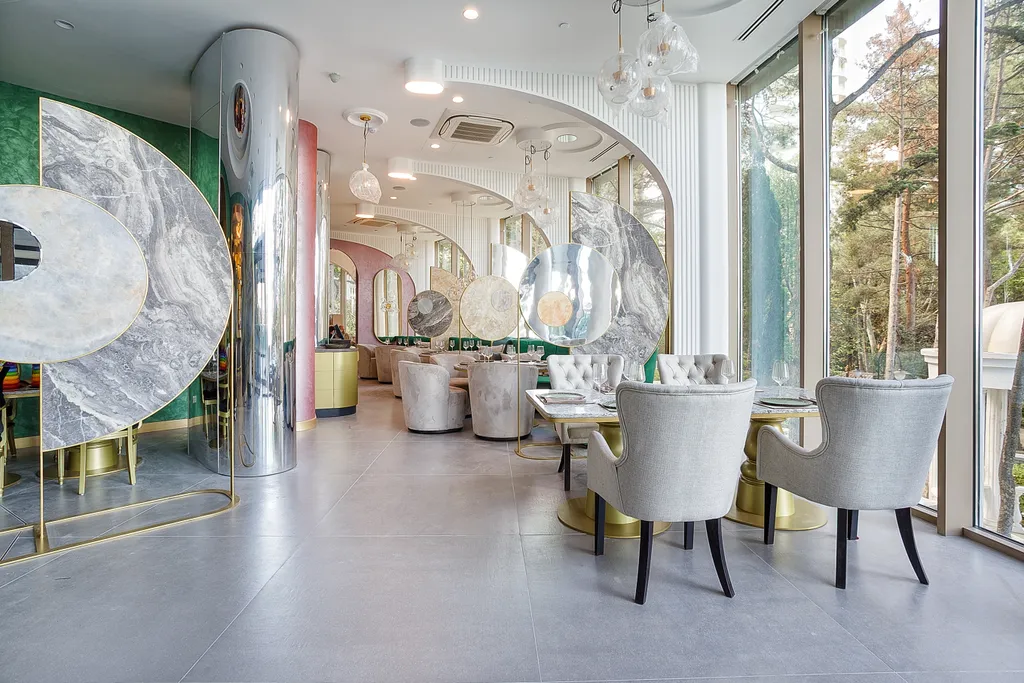 Квартира с большой террасой с видом на парк