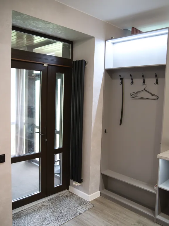 Новая квартира студия с отдельным входом и верандой