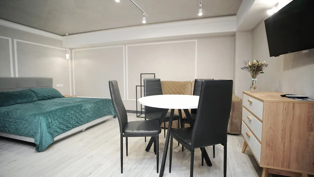 Идеальная студия с террасой и спальной зоной — всё, что нужно для вас