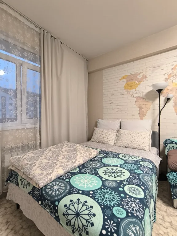 Квартира с балконом и видом на горы