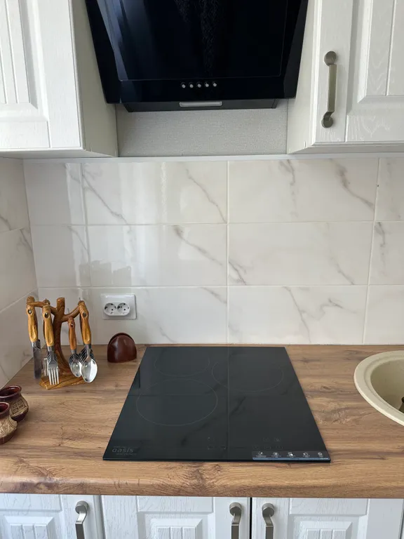 Квартира Квартира Новая уютная студия в центре у моря — Гагра