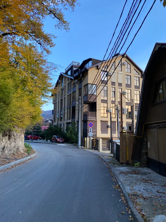 Апартаменты напротив канатной дороги