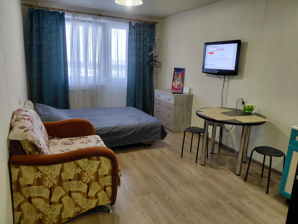 Квартира Уютная студия рядом с жд, море-парком, аквапарком — аренда посуточно в Киров