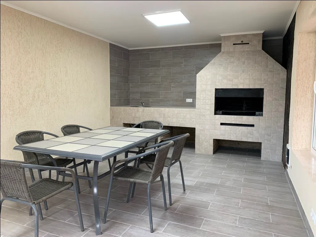 Комфортабельный коттедж с баней на дровах