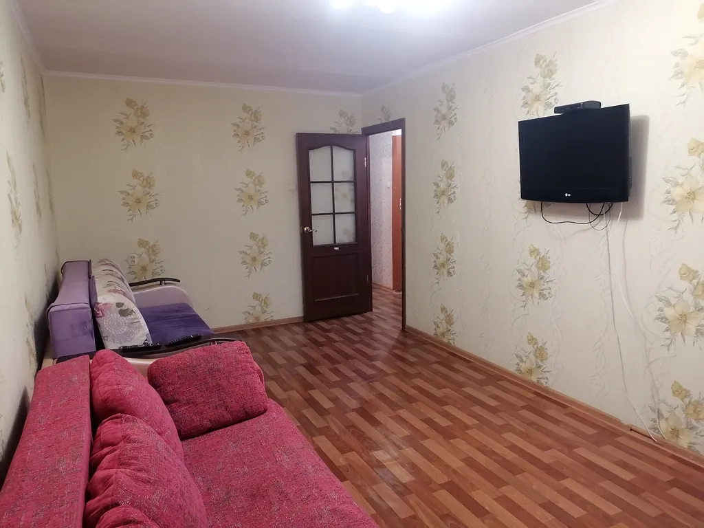 Уютная двухкомнатная квартира ближе к промзоне — аренда посуточно в Нижневартовск