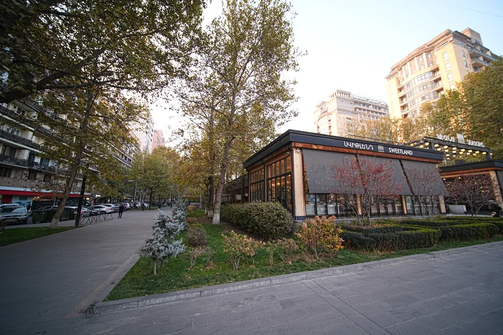 Уютная квартира c 1 спальней в центре города рядом с Сизнс парк