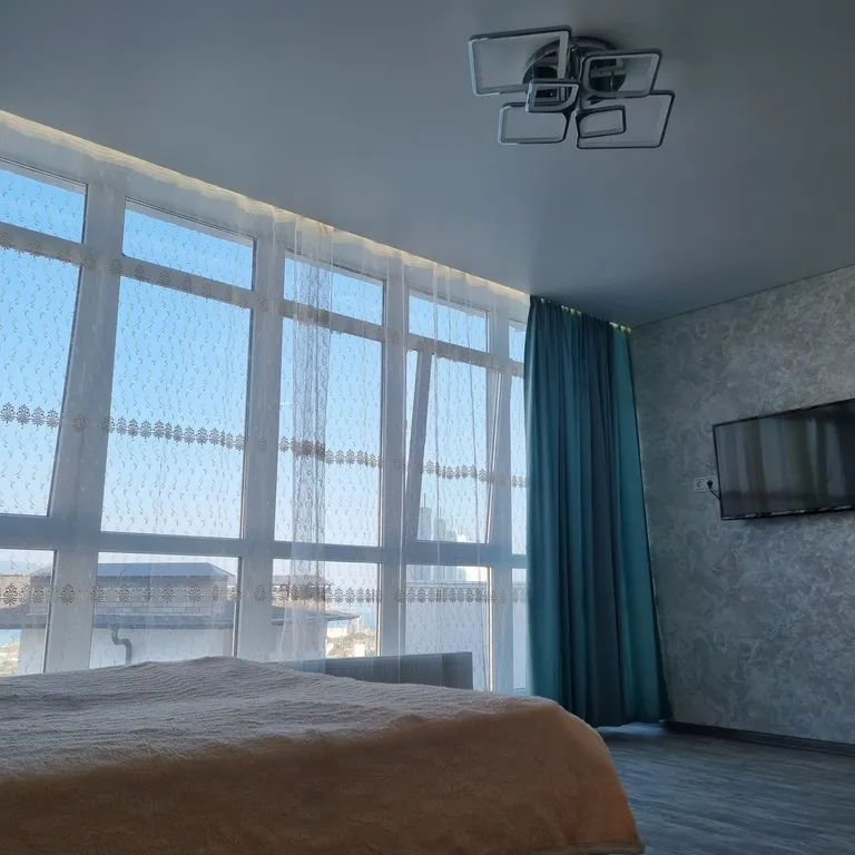 Новая студия с видом на море и отличным ремонтом