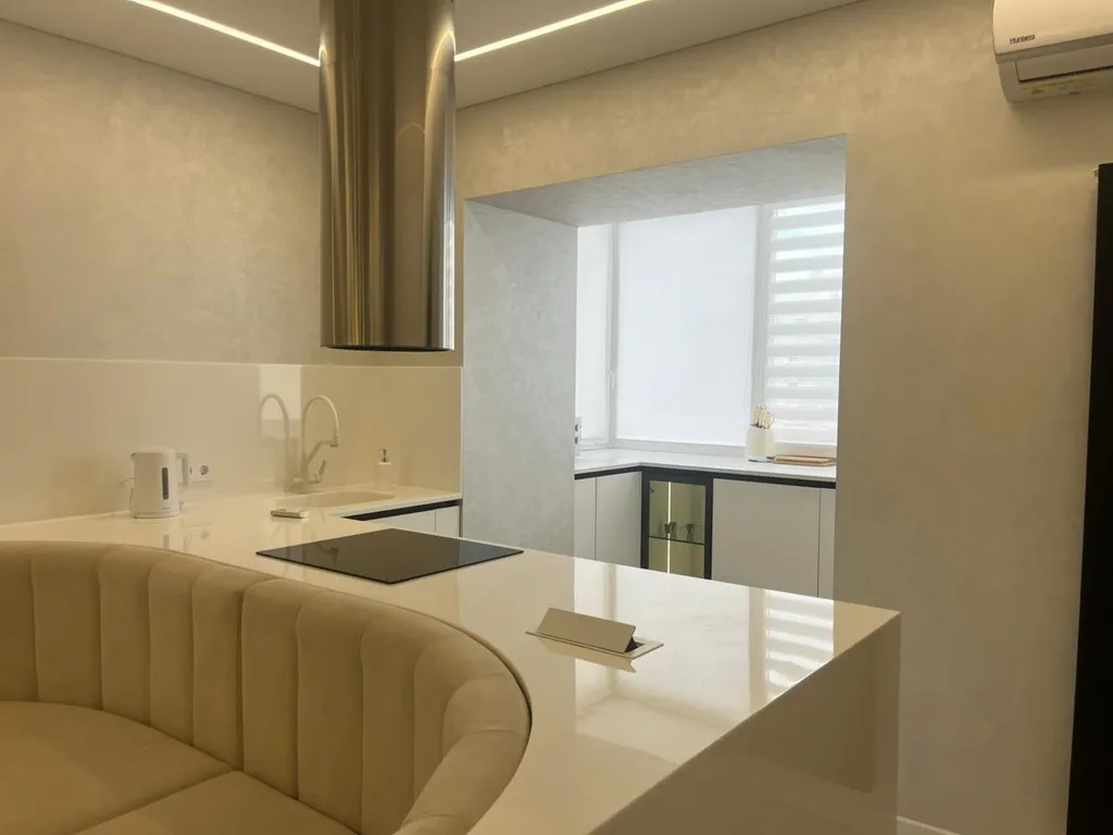 С видом на Китай и дизайнерским ремонтом