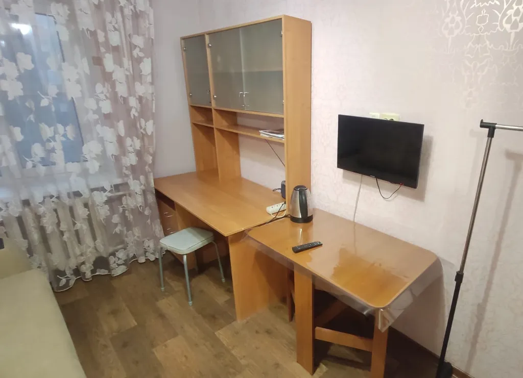 Комната в квартире с хозяином