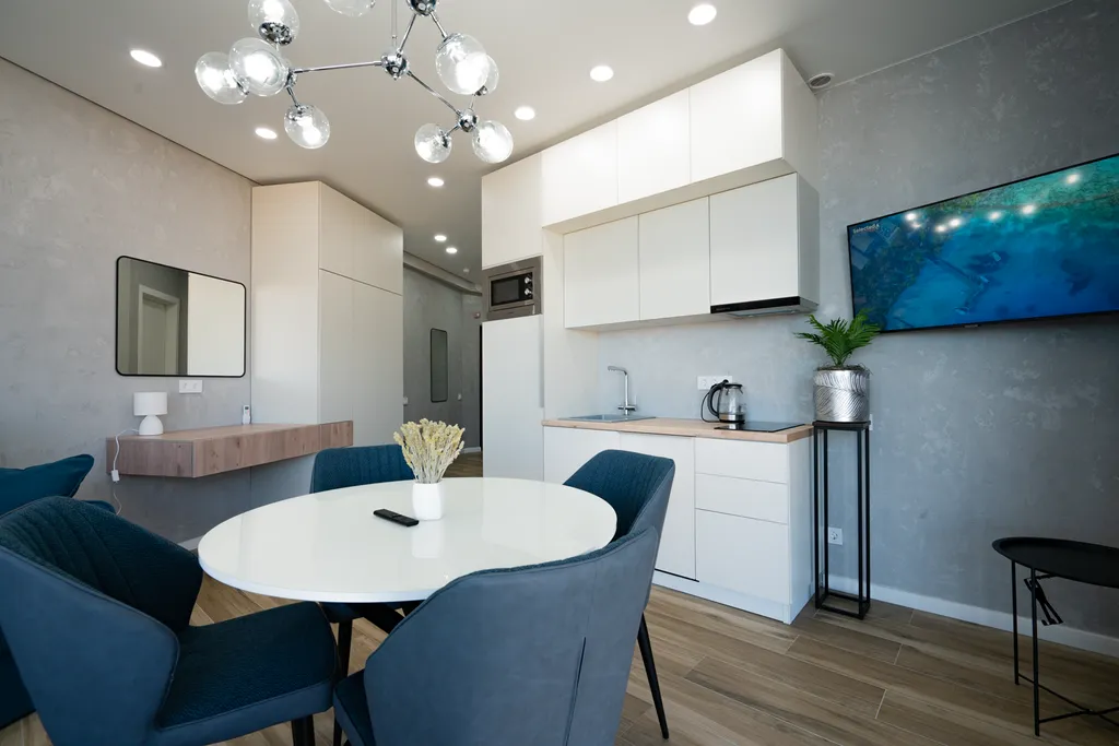 Дизайнерские апартаменты LS-LUX-SOFT BLUE с видом на море и горы