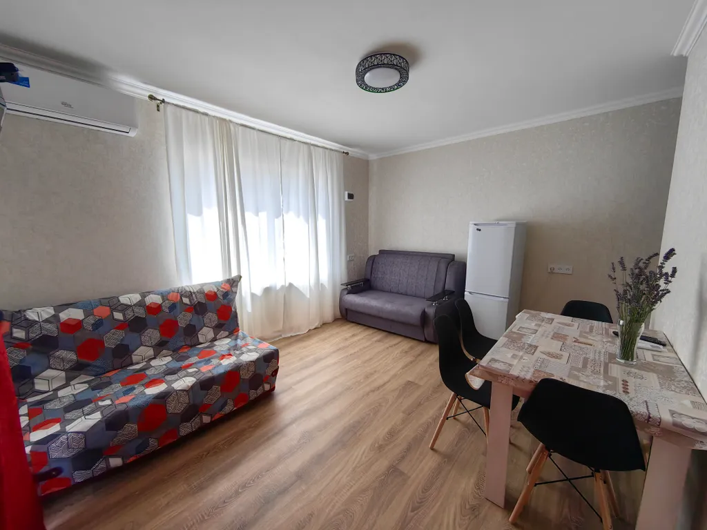 Апартамент с собственной терассой в 7 минутах до моря