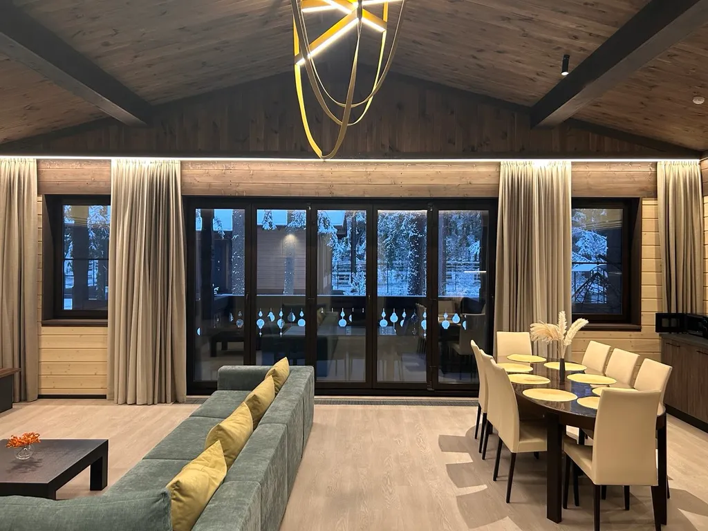 Коттедж у курорта Охта Парк