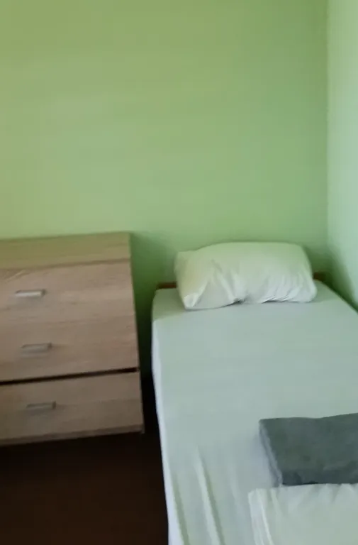 Трехкомнатная с балконом