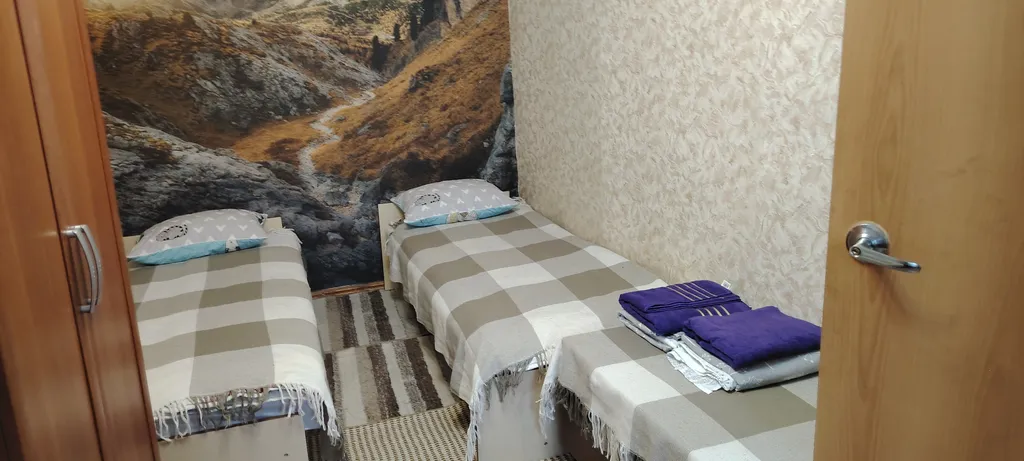 Двухкомнатная квартира с видом на горы и балконом