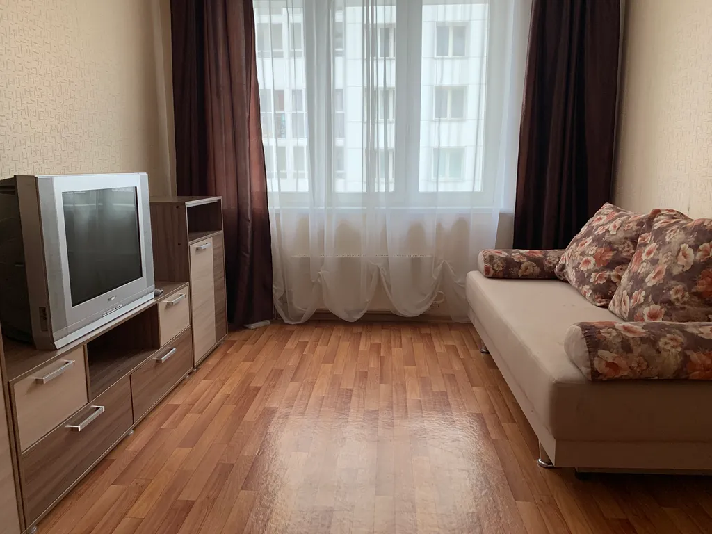 Квартира Квартира на 14 этаже, неподалеку от ТРЦ Red Sail — Красноярск