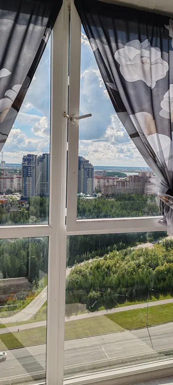 Квартира возле ТЦ Аура