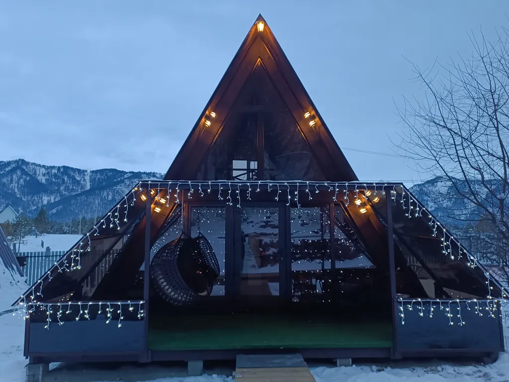 Коттедж Домик в горах Лазурь Алтая — аренда посуточно в Усть-Сема