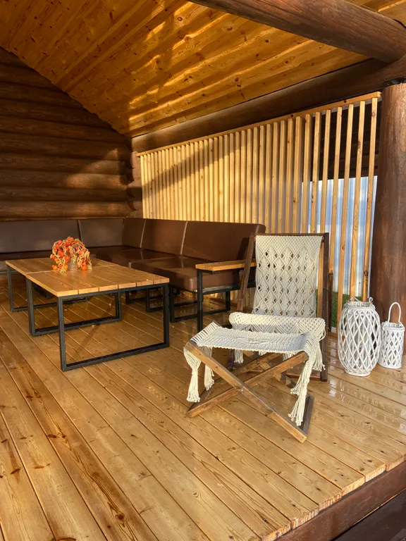 Сказочный дом в лесу