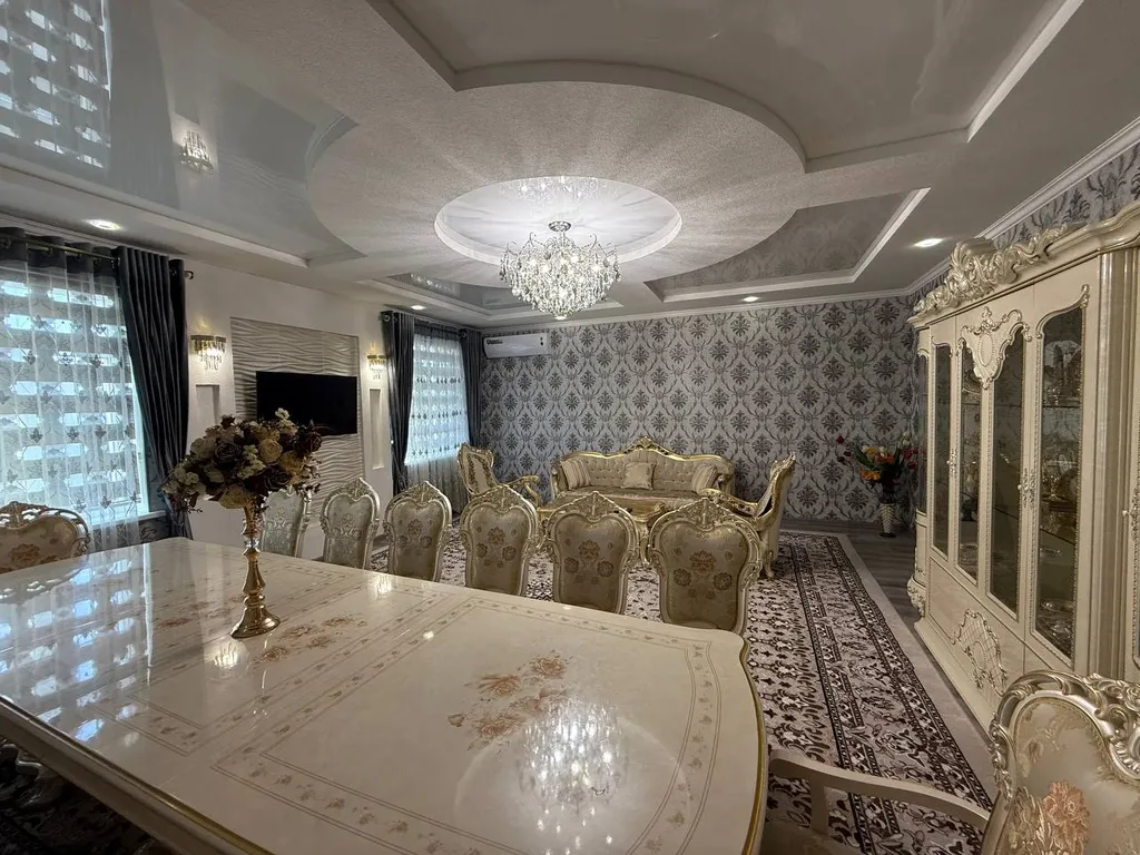 5-комнатная Квартира