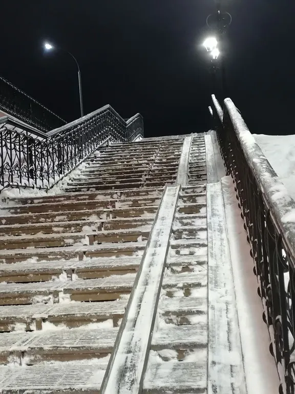 Честная квартира с балконом Четыре угла возле ТЦ Аура