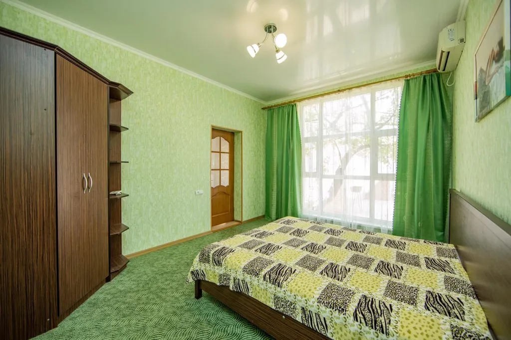 Дом с отдельным двором