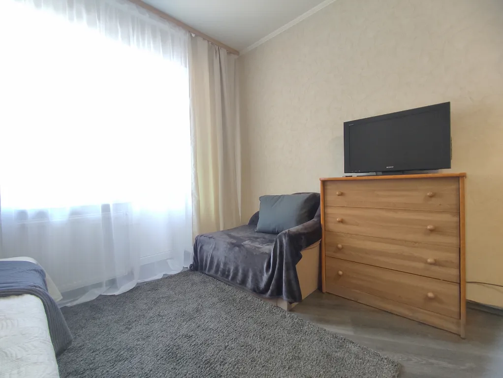 Классический уголок около вокзала