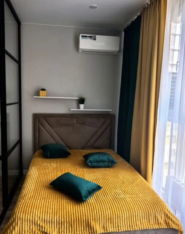 Квартира Квартира Яркая жёлтая студия в ЖК Самолёт — Краснодар