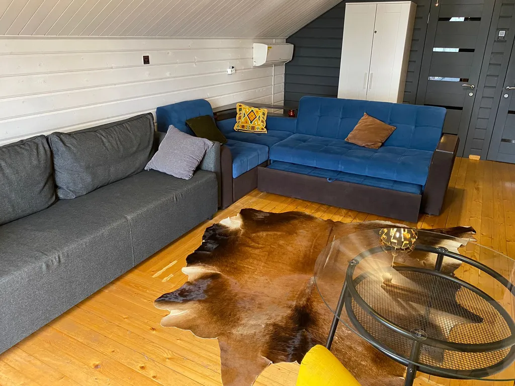 Двухэтажный гостевой дом на берегу моря