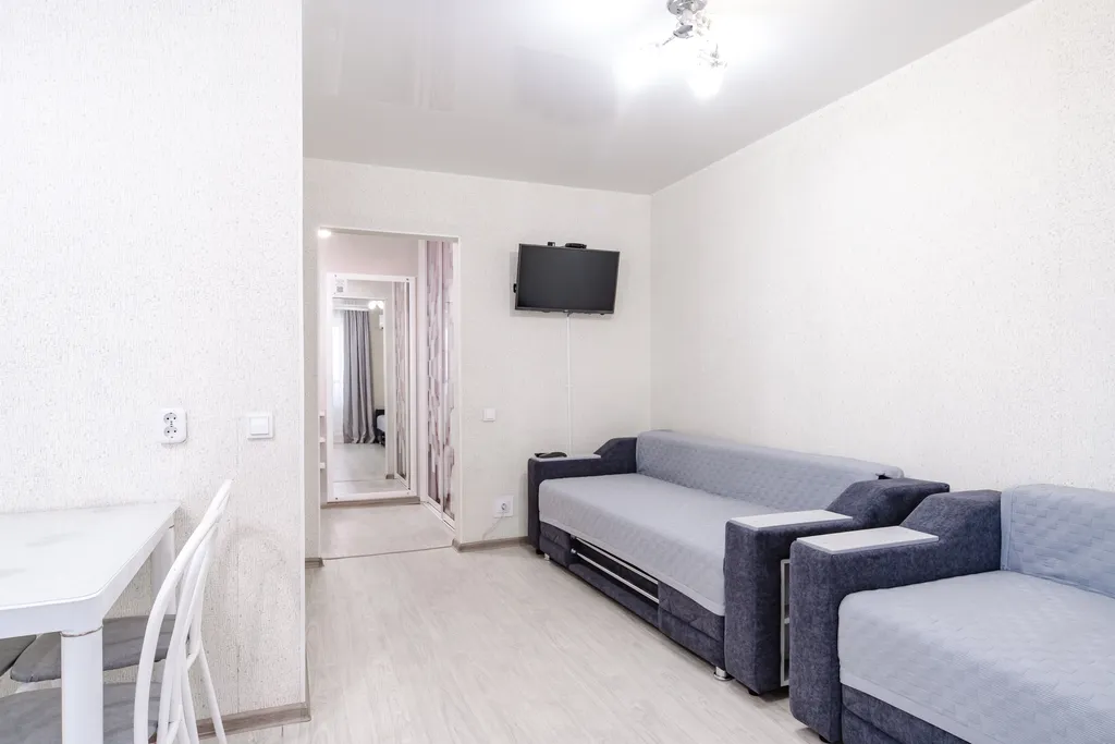 Чистая уютная студия в центре, заселение до 23-00