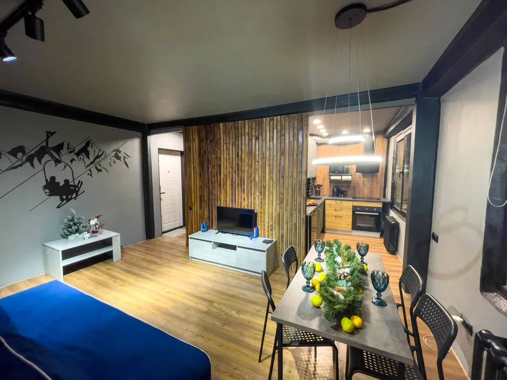 Квартира Лофт на 50 лет Октября 37 — аренда посуточно в Кировск